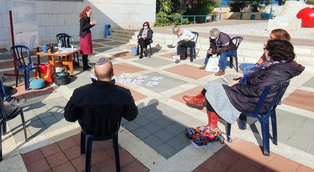 סינתיה דוייב-חדד, רכזת תרבות וצמי"ד, מינהל קהילתי גוננים